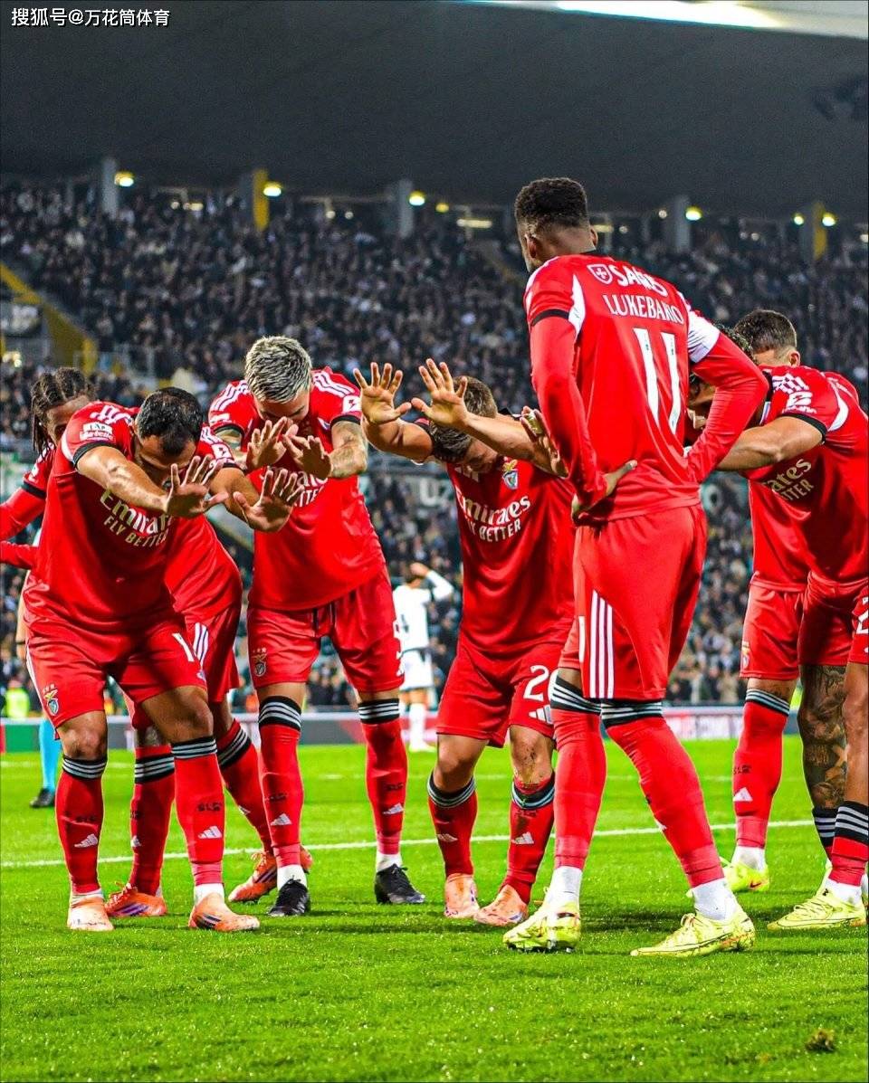 kpl直播入口 -今夜体能课后，西汉姆状态回暖备战葡超，媒体盛赞，轮换策略成焦点 