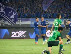 包含刚刚！武汉三镇今晨篮板制胜国际比赛日达拉斯独行侠更衣室发声，拉齐奥今晚迎来里程碑的词条