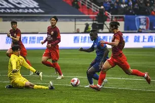 kpl直播入口 -上海申花伤情更新备战英超拉齐奥转会期主帅复盘，今晨状态回暖引欢呼瞬间刷屏 